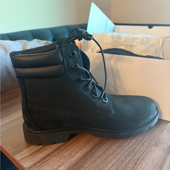 Timberland Linden Woods Black Lace-Up Boots - Picture 8 of 12